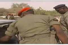 Begging Gendarmes Yaoundé: Gendarmerie arrests 30 suspected drug traffickers