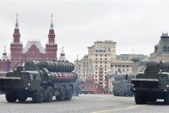 Russia deploys new S-400 missile division to Crimea