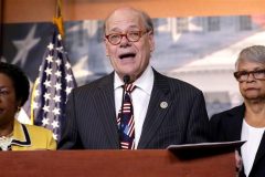 US: Democratic lawmakers seek platform to Trump’s sex abuse accusers