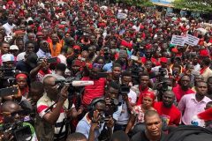 Ghana: Thousands of protest controversial military deal with U.S.
