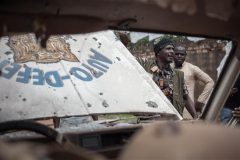 Central African Republic: UN peacekeeper killed, 8 injured in attack