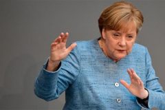 Bundes: Merkel reaches deal with rebellious Interior Minister