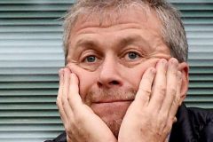 As war rages in Ukraine Abramovich hands over control of Chelsea to club’s foundation