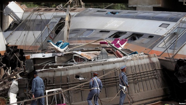 Morocco: 6 people killed in train derailment