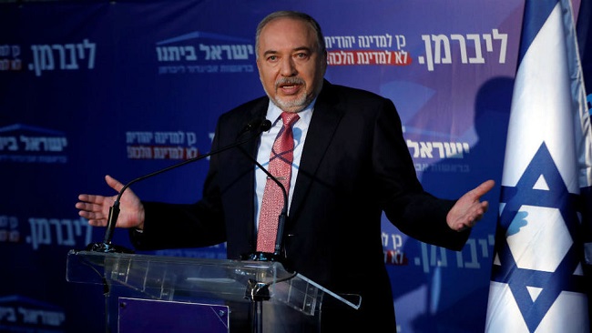 Israel: Calls for new elections as kingmaker Lieberman refuses to back either side