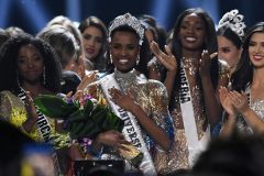 Miss South Africa wins 2019 Miss Universe crown