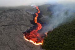 New Zealand volcano spews ash plume in eruption, several injured