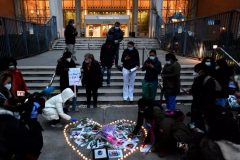 New York health workers hold vigil for colleagues who died in virus fight