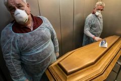 Covid-19 deaths in France surpass 20,000 as hospitalisations continue to fall