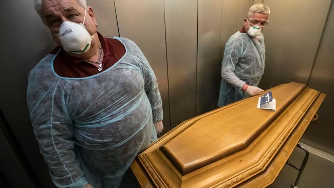 France’s coronavirus death toll passes 10,000 after steep rise at nursing homes