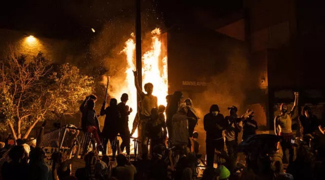 Riots erupt in several US cities over Minnesota police killing of handcuffed black man