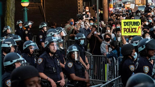 US: New York lawmakers vote to scrap police discipline secrecy law