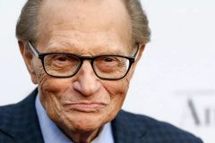 Larry King dies at 87