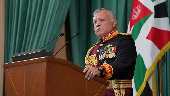 Jordan arrests former senior royal aides for ‘security reasons’