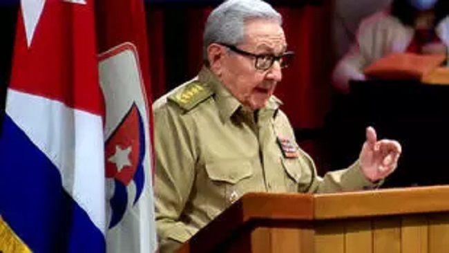 Raul Castro Cuba: Castro resigns from ruling party to hand power to younger generation
