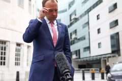 UK: Health Secretary Matt Hancock quits amid row over clinch with aide