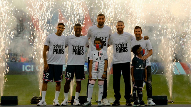 Football: Messi gets huge ovation from PSG supporters ahead of French league game
