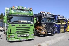 Trucks Key Canada-US bridge reopens after police remove protesters, vehicles