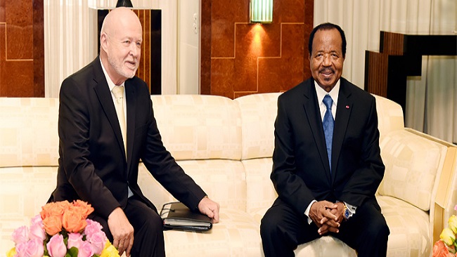 Biya-russia Yaoundé signs Russian military deal