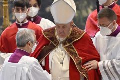 Francis Vatican: The Holy Father Pope Francis signs up for Lisbon World Youth Day