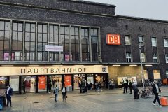 Dusseldorf Hauptbahnhof Dusseldorf: Southern Cameroonians stand united in supporting Ground Zero