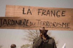 Mali-France Mali accuses France of arming terrorists, seeks emergency UN meeting