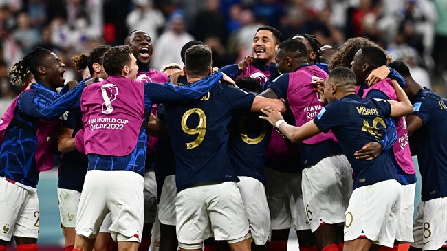 France eye World Cup glory as Morocco loom