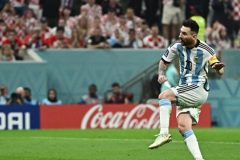 Messi Messi, Alvarez masterclasses give Argentina big win over Croatia – and place in final