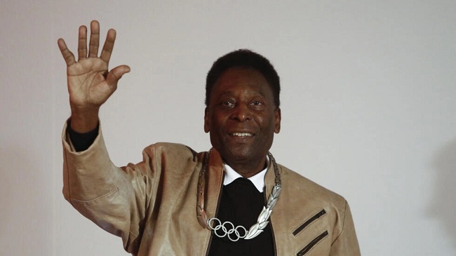 Pele to spend Christmas in hospital as cancer worsens
