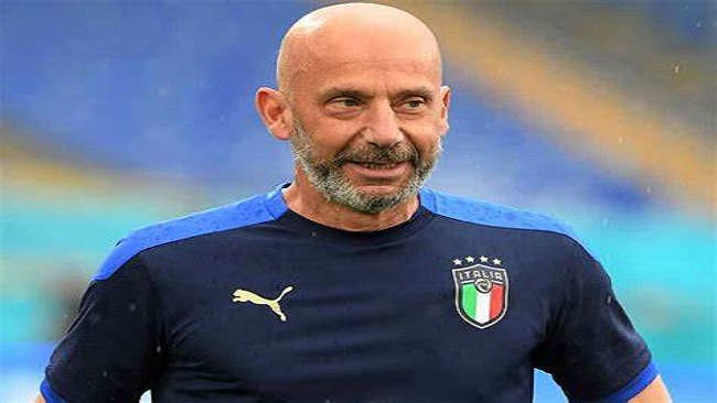 Gianluca Vialli: Former Italy and Chelsea striker dies aged 58 after battle with pancreatic cancer