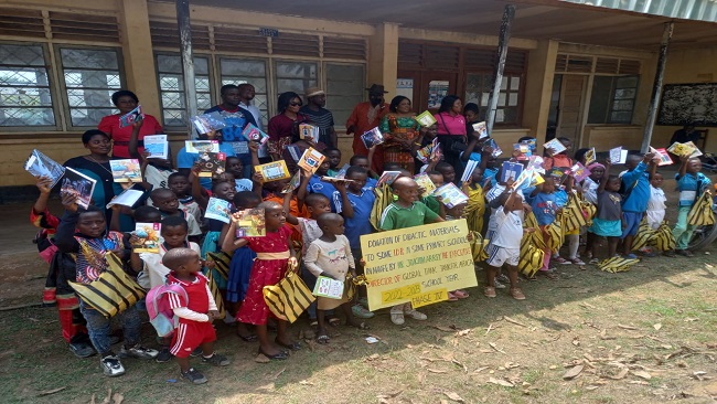 Global Think Thank Donates to IDPs in Mamfe