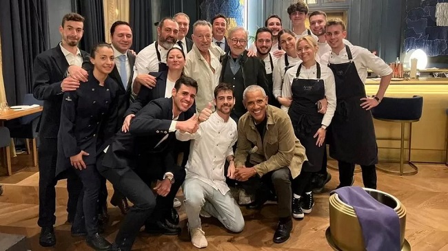 Spain: Barack Obama and friends surprise Barcelona restaurant