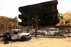Over 400 civilians dead as rival forces continue to fight over control of Sudan