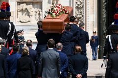 Berlusconi going home Italy bids farewell to former PM and billionaire tycoon Silvio Berlusconi
