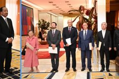 Yaoundé: Biya receives six new ambassadors