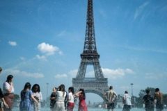 Paris World leaders headed to Paris summit in push for global debt, climate reform