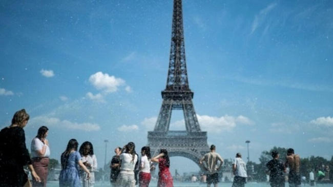 World leaders headed to Paris summit in push for global debt, climate reform