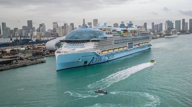 World’s largest cruise ship to set sail from Miami