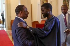 Senegal: Macky Sall holds ‘courteous’ meeting with president-elect Faye