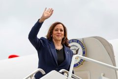 Race for the White House: Harris visits border to neutralize weak spot against Trump