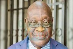 Yaoundé:  Professor Robinson Mbu in tears after being sacked by Biya