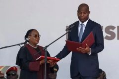 Chapo Daniel sworn in Mozambique: new president sworn in despite opposition boycott