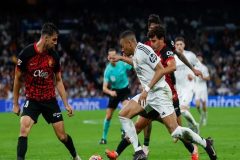 Football: Real Madrid delay Barca celebrations with late win over Mallorca