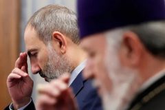 Armenia’s PM accuses head of Church of fathering child