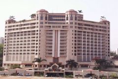 Biya regime prepares a CFA25 billion financing to restore Hilton Hotel
