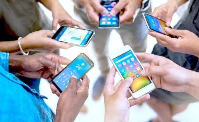 Biya regime orders telecom operators to block undeclared phones