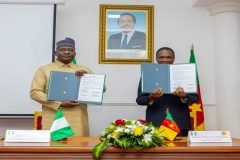 Cameroon, Nigeria sign border security pact