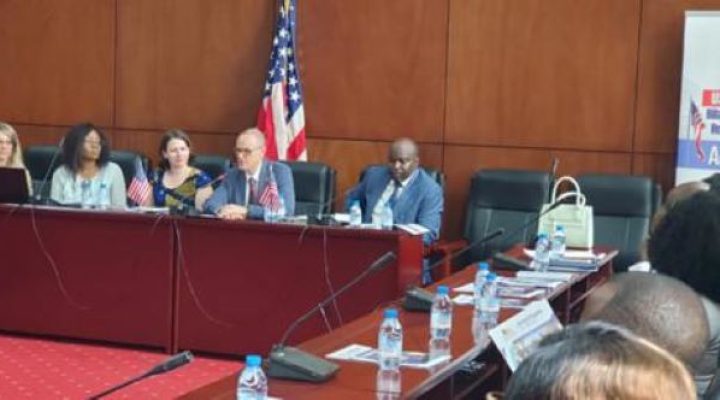 Yaoundé: US ambassador signals shift from aid to investment