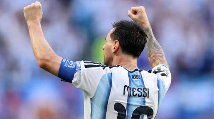 Football: Argentina survive Cape Verde scare to reach World Cup last 16