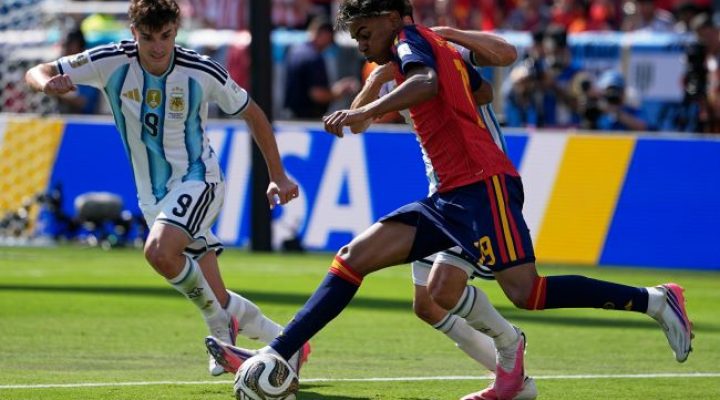 Spain beat Argentina to win World Cup